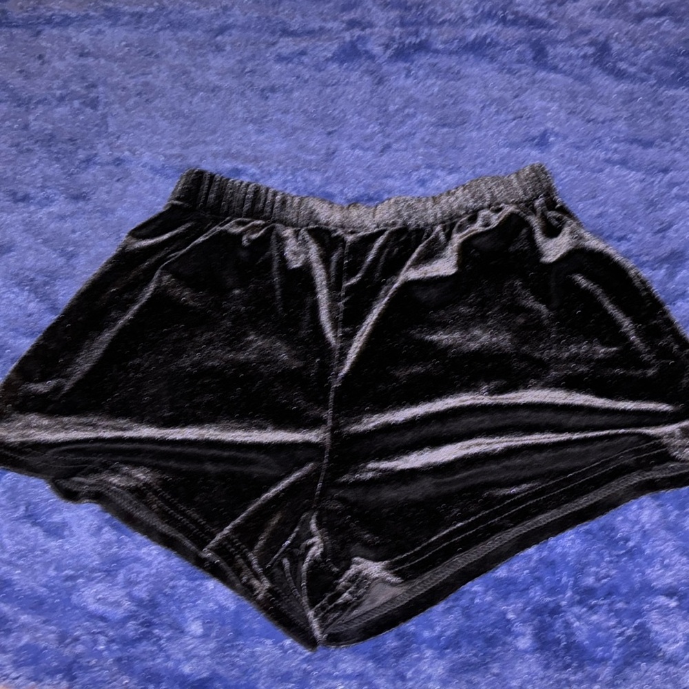 Velour Black shorts
